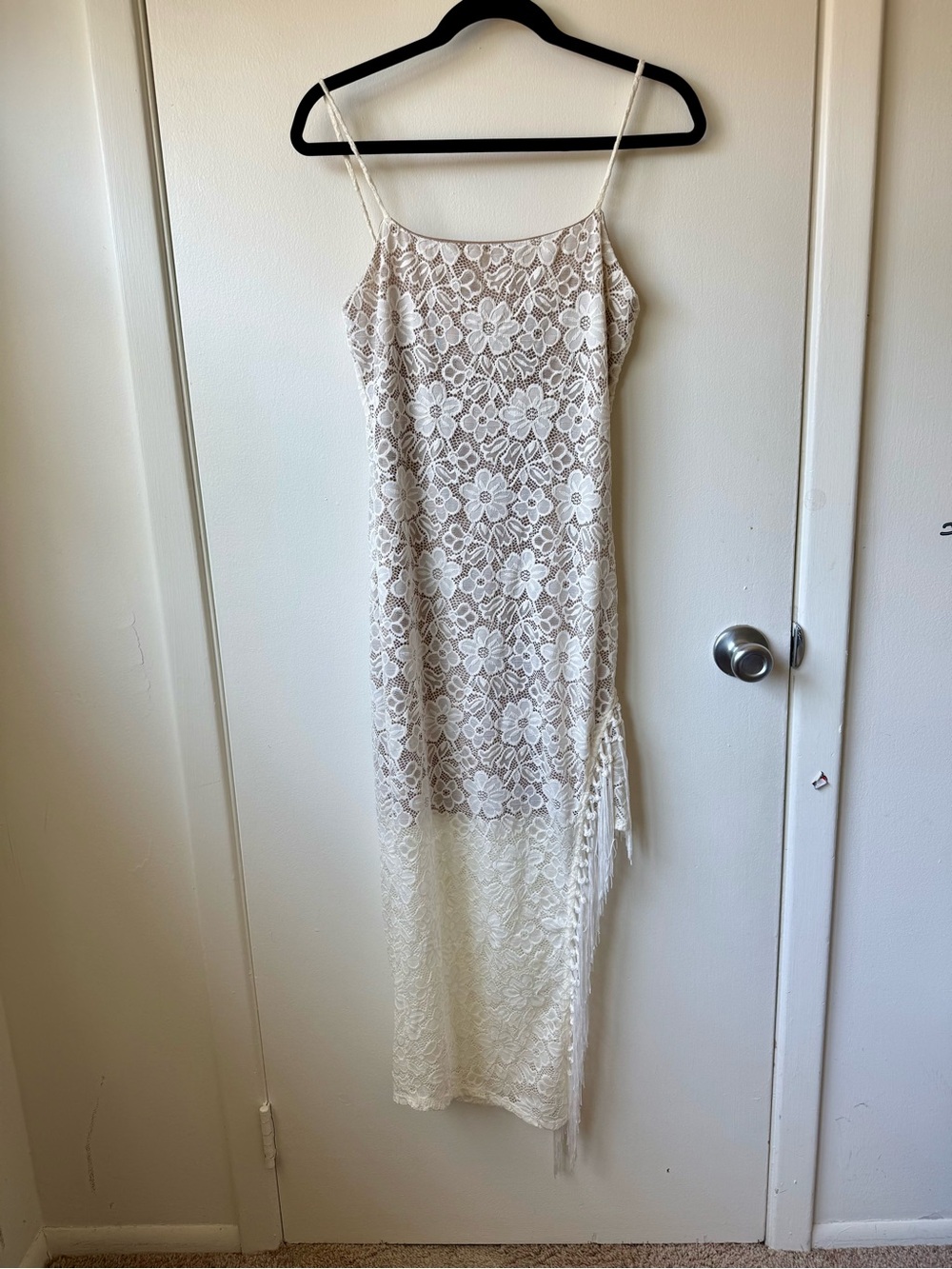 Endless Blu White Lace Slip Dress with Floral Overlay - Picture 2 of 6